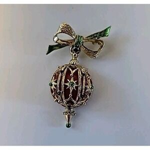 1960's Vintage Gold Tone Green Bow Red Christmas Ball Dangling Ornament Brooch